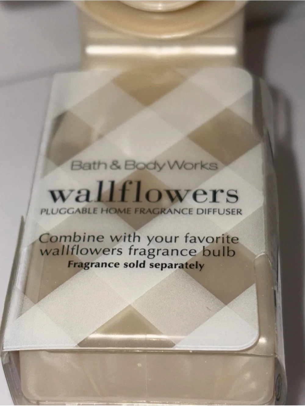 Bath & Body Works Bronze Leaf Wallflowers Plug-In Leaf Accent